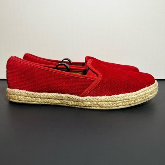 Womens CLARKS Collection Red Suede Slip On Comfort Shoes / Size 8.5M - Picture 2 of 9